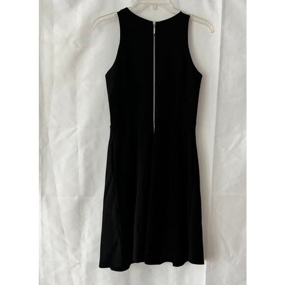 White House Black Market Black Fit & Flare Dress Size 0 with Side Pockets - Picture 16 of 16